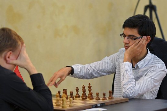 Paris FIDE Grand Prix r2 Giri